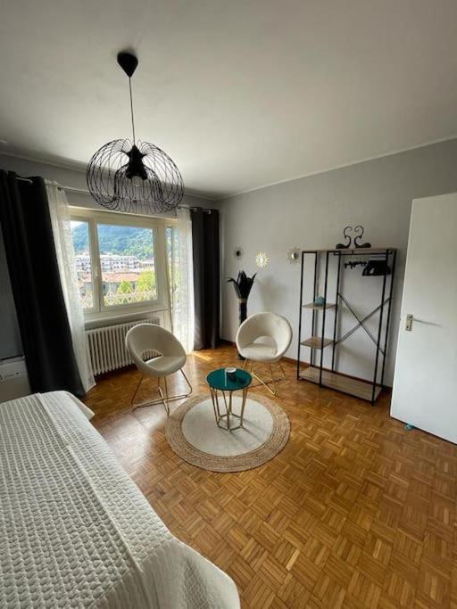 Charming Penthouse Near Como Lake Chiasso Esterno foto