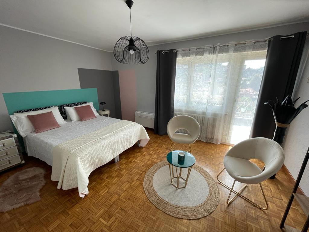 Charming Penthouse Near Como Lake Chiasso Esterno foto