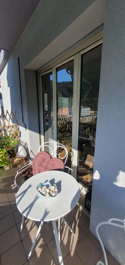 Charming Penthouse Near Como Lake Chiasso Esterno foto