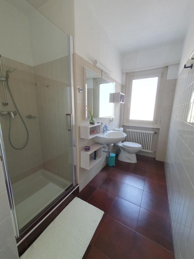 Charming Penthouse Near Como Lake Chiasso Esterno foto