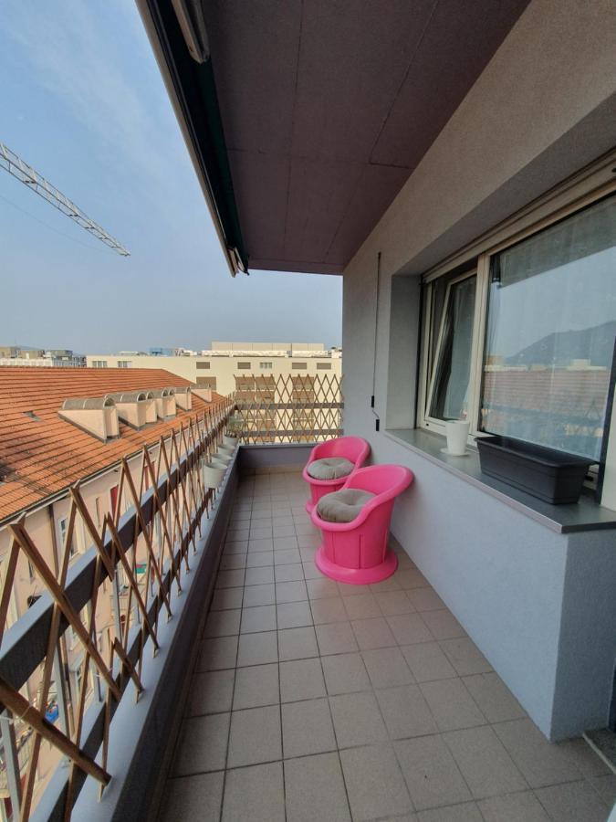 Charming Penthouse Near Como Lake Chiasso Esterno foto